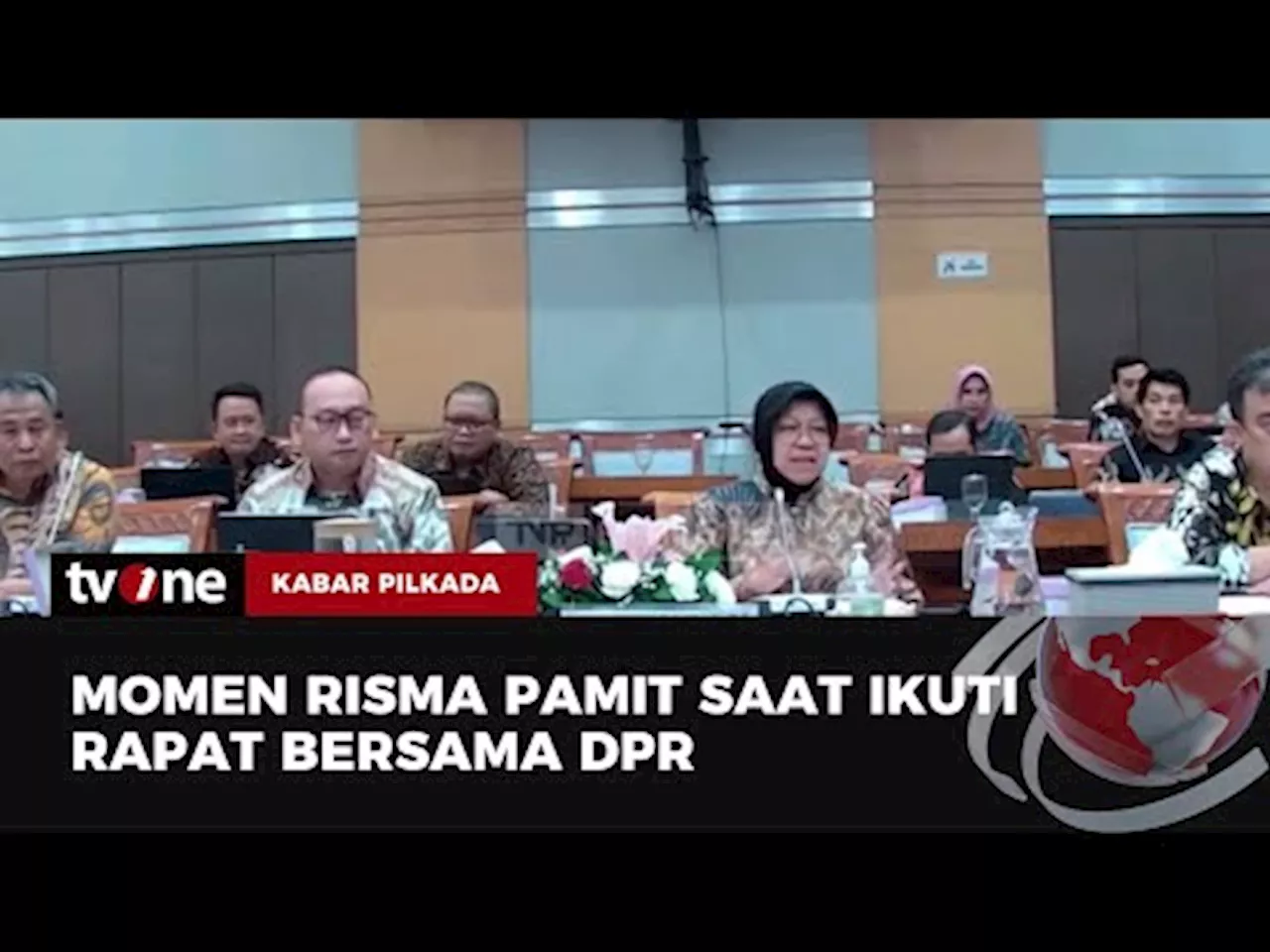 Tri Rismaharini Pamit Mundur Sebagai Mensos saat RDP Bersama Komisi VIII DPR