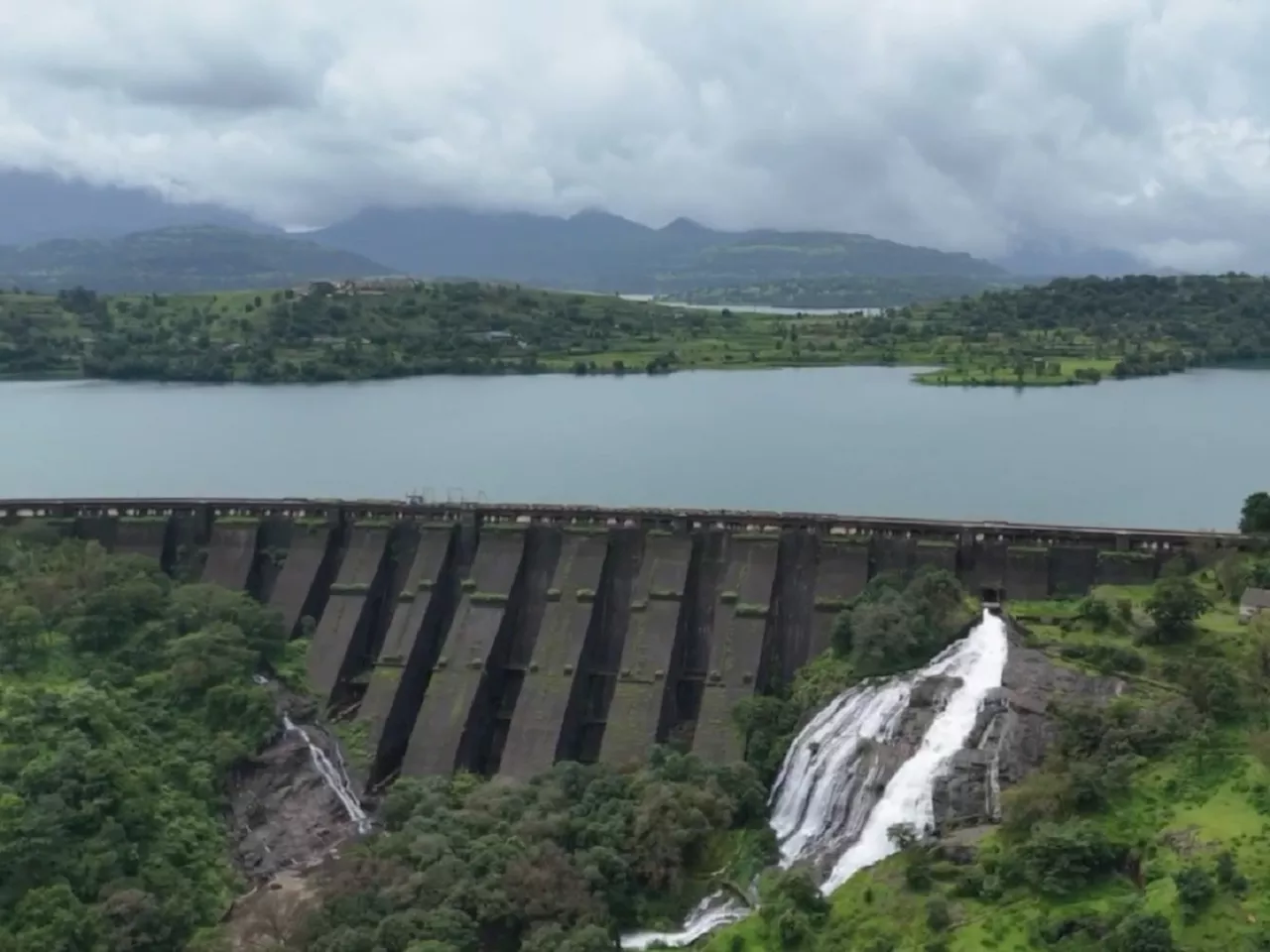 महाराष्ट्रातील या प्रसिद्ध धरणाचे नाव बदलले; इथचं आणि चित्रपटांमध्ये दिसणारा सुंदर नेकलेस वॉटरफॉल