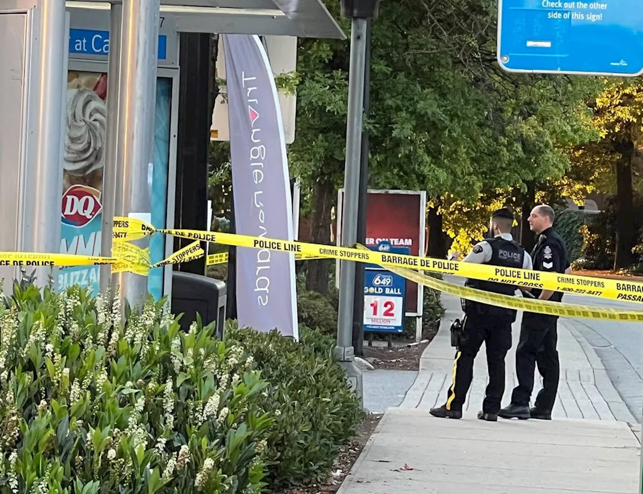 Suspect flees after stabbing sleeping victim at bus stop, North Vancouver RCMP say