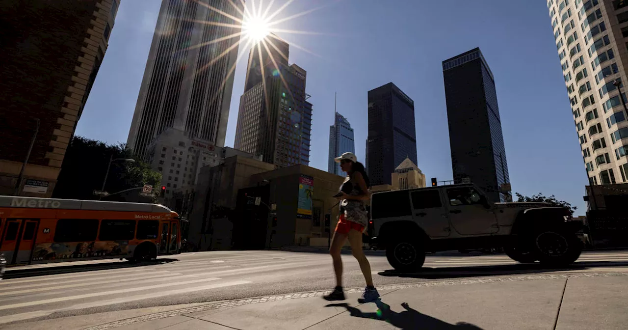 Downtown LA sees hottest day of the year, 'dangerous' Southern California heat wave extended