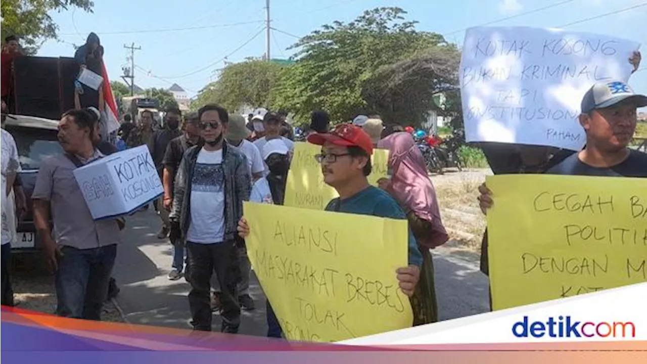 Massa Demo KPU Brebes Desak Sosialisasi Kotak Kosong