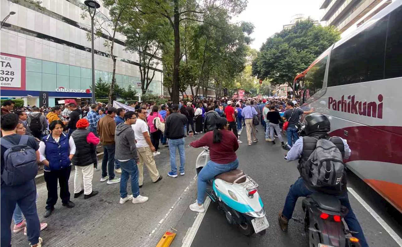 Sindicato de Trabajadores de la UNAM bloquea avenida Insurgentes; exigen incremento salarial