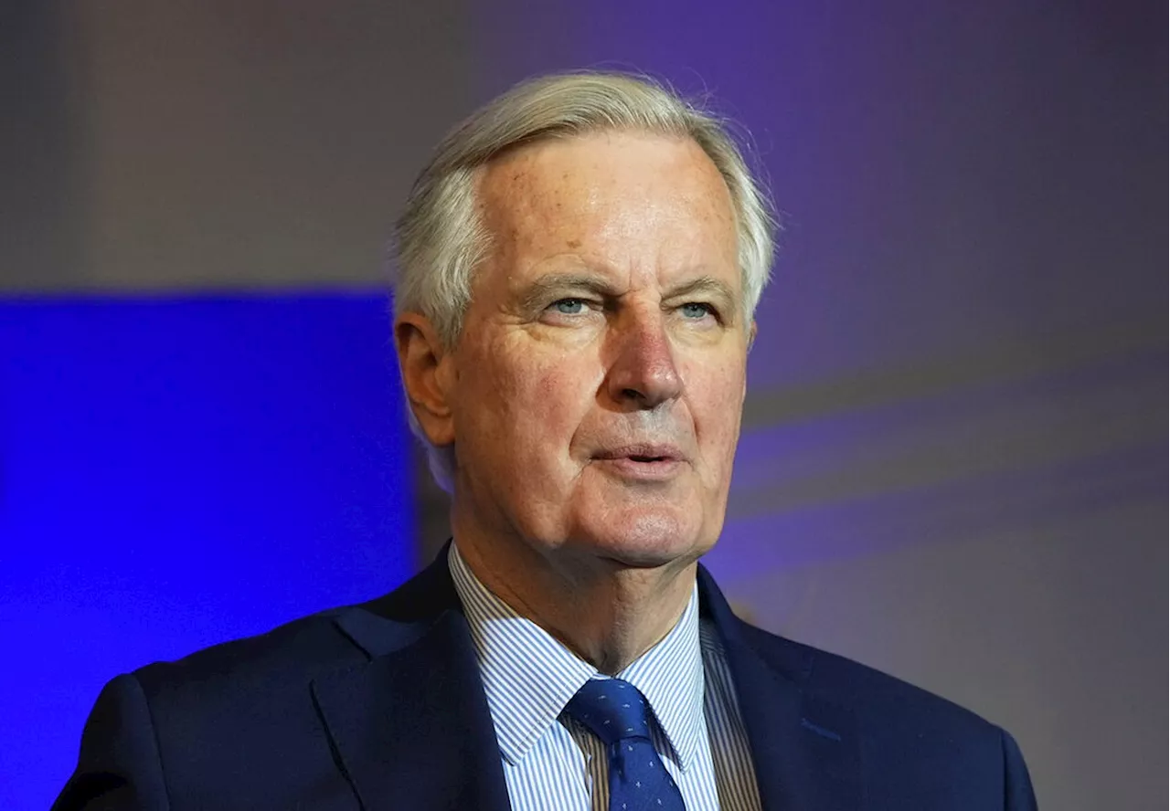 Macron nomeia político conservador Michel Barnier como novo premiê na França