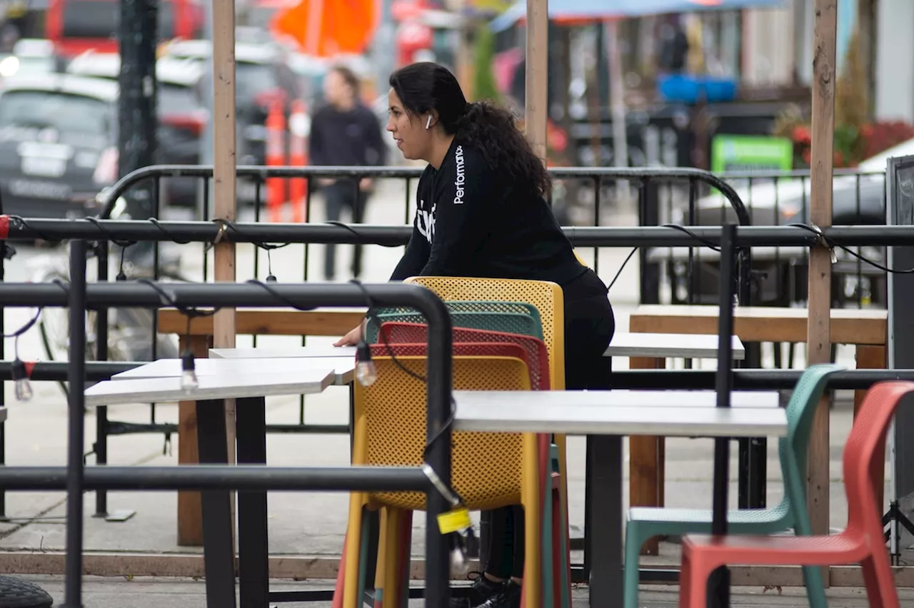 Canada’s services economy contracted for third straight month in August