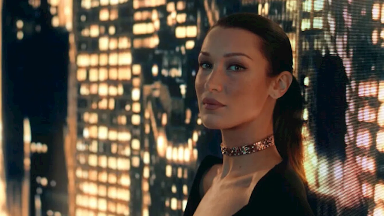 Chopard: Bella Hadid nella campagna dei gioielli Ice Cube