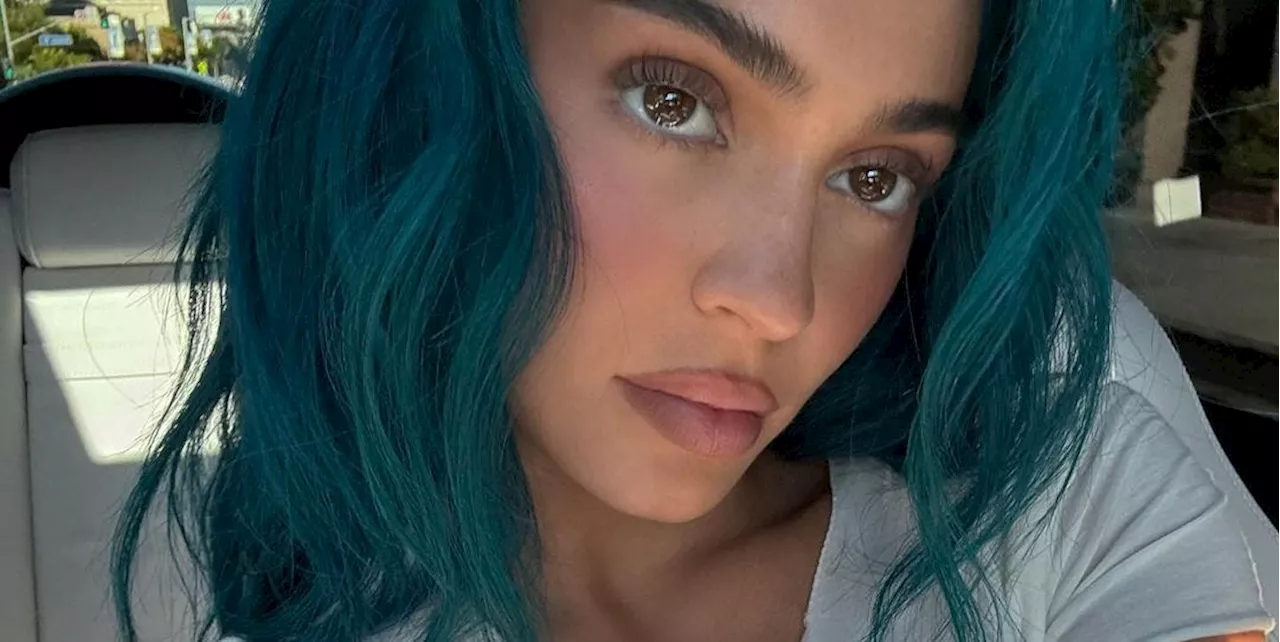 Kylie Jenner Resurrects King Kylie by Debuting Teal Blue Hair