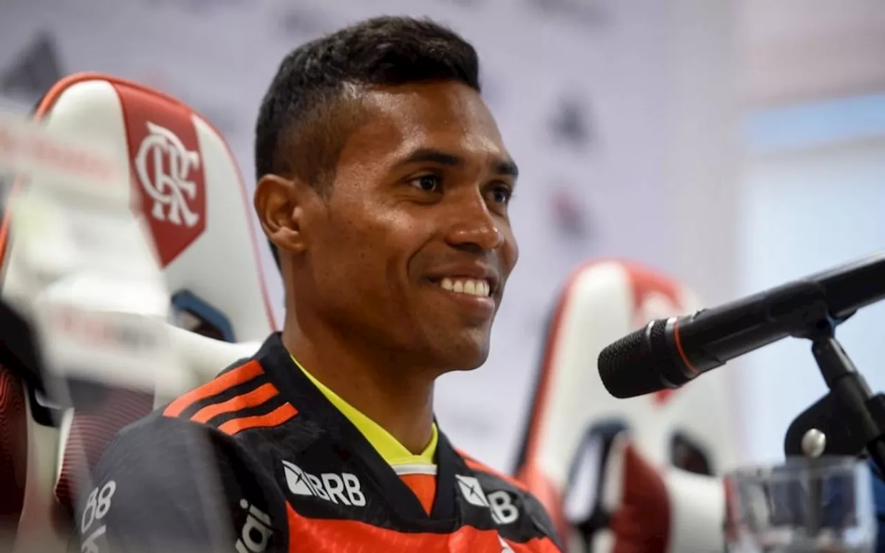 Alex Sandro revela relação com o Flamengo na infância e explica retorno ao Brasil