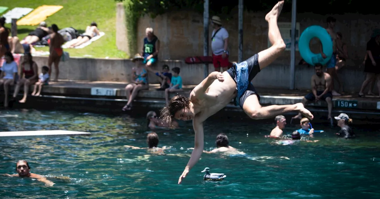 La alberca de Barton Springs permanecerá cerrada durante semanas por fugas y riesgos de seguridad