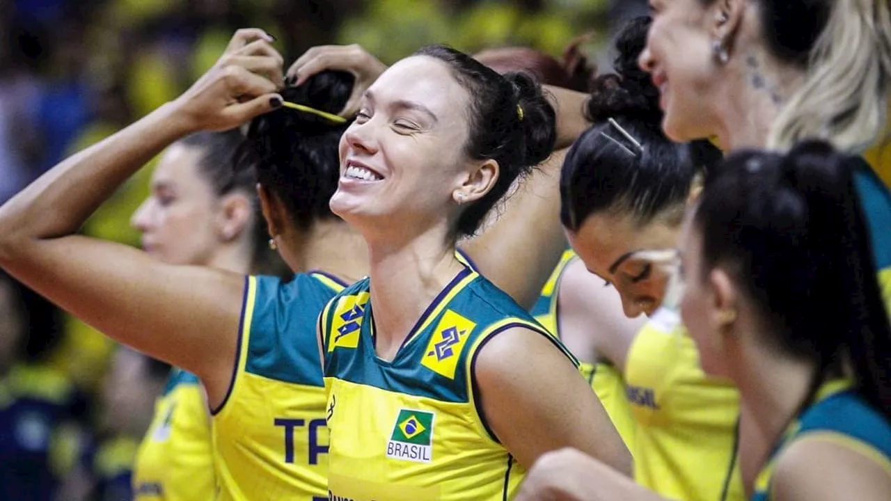 Roberta elege time ideal do vôlei feminino, revela referências e crava medalha em 2028