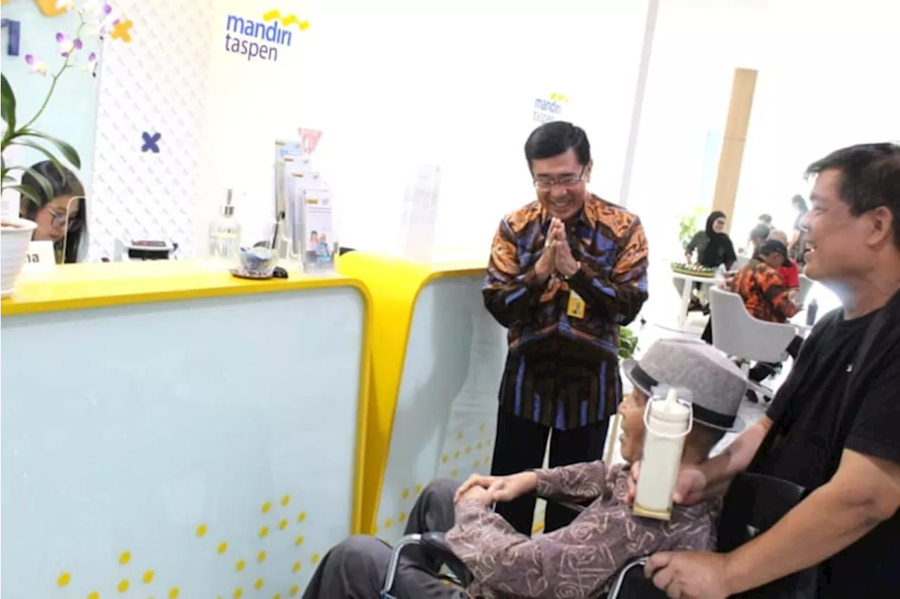 Bank Mandiri Taspen Gelar Program Direktur Menyapa Nasabah