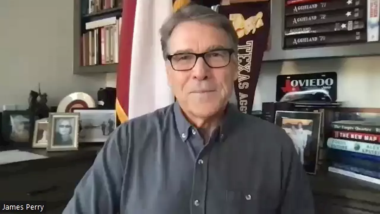 Former Gov. Rick Perry joins embattled Speaker Dade Phelan's team as an advisor