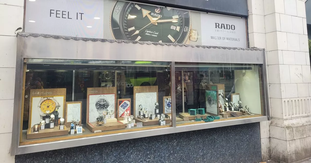 More than £50k of watches stolen in daylight robbery at jewellers