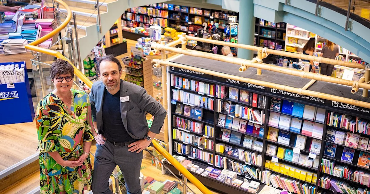 Mit vielen Fotos: Große Buchhandlung in Bielefeld komplett renoviert