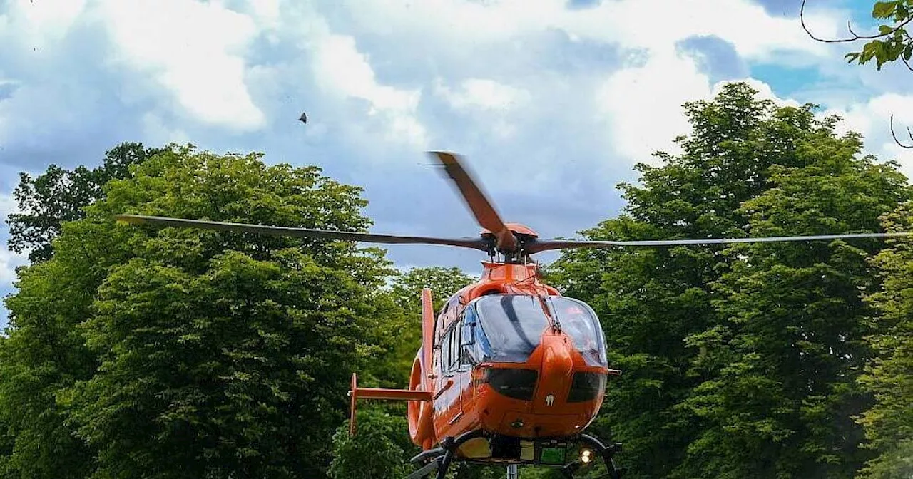 Motorradfahrer lebensgefährlich verletzt: Bielefelder Bergstraße nach Unfall gesperrt