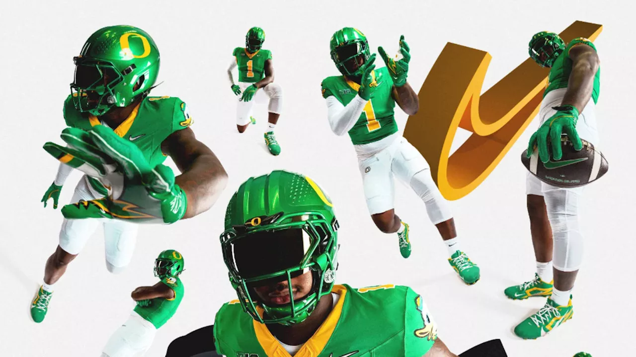 Oregon Ducks Football Release Uniforms for Boise State Matchup: PHOTOS