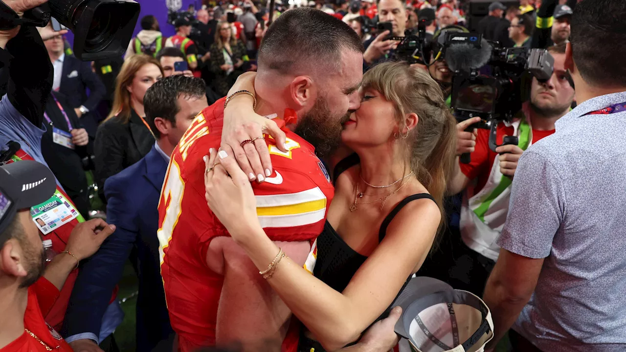 Is Taylor Swift at the Kansas City Chiefs game today? Fans eager to see Travis Kelce’s girlfriend and pop s...