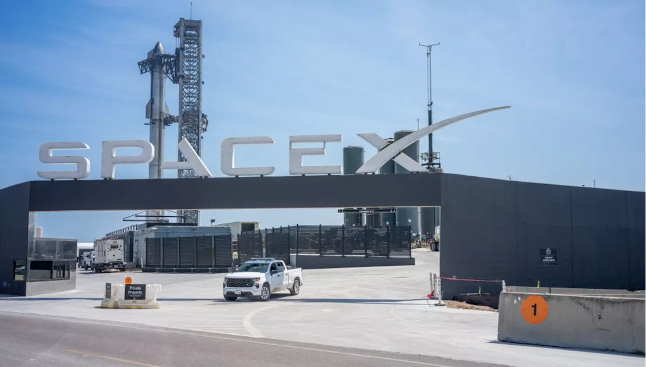 Musk manda SpaceX retirar funcionários do Brasil em meio a embates com STF