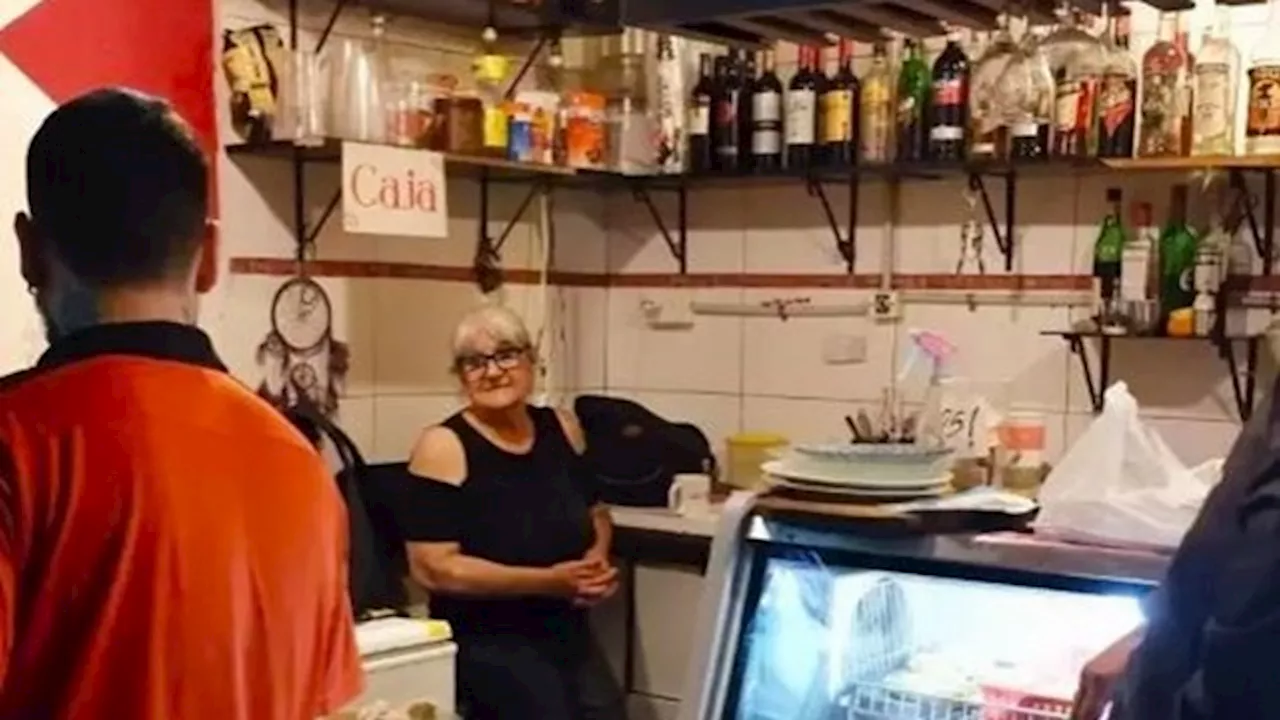 Desalojaron a una vendedora de empanadas con discapacidad del Mercado de San Telmo tras 43 años