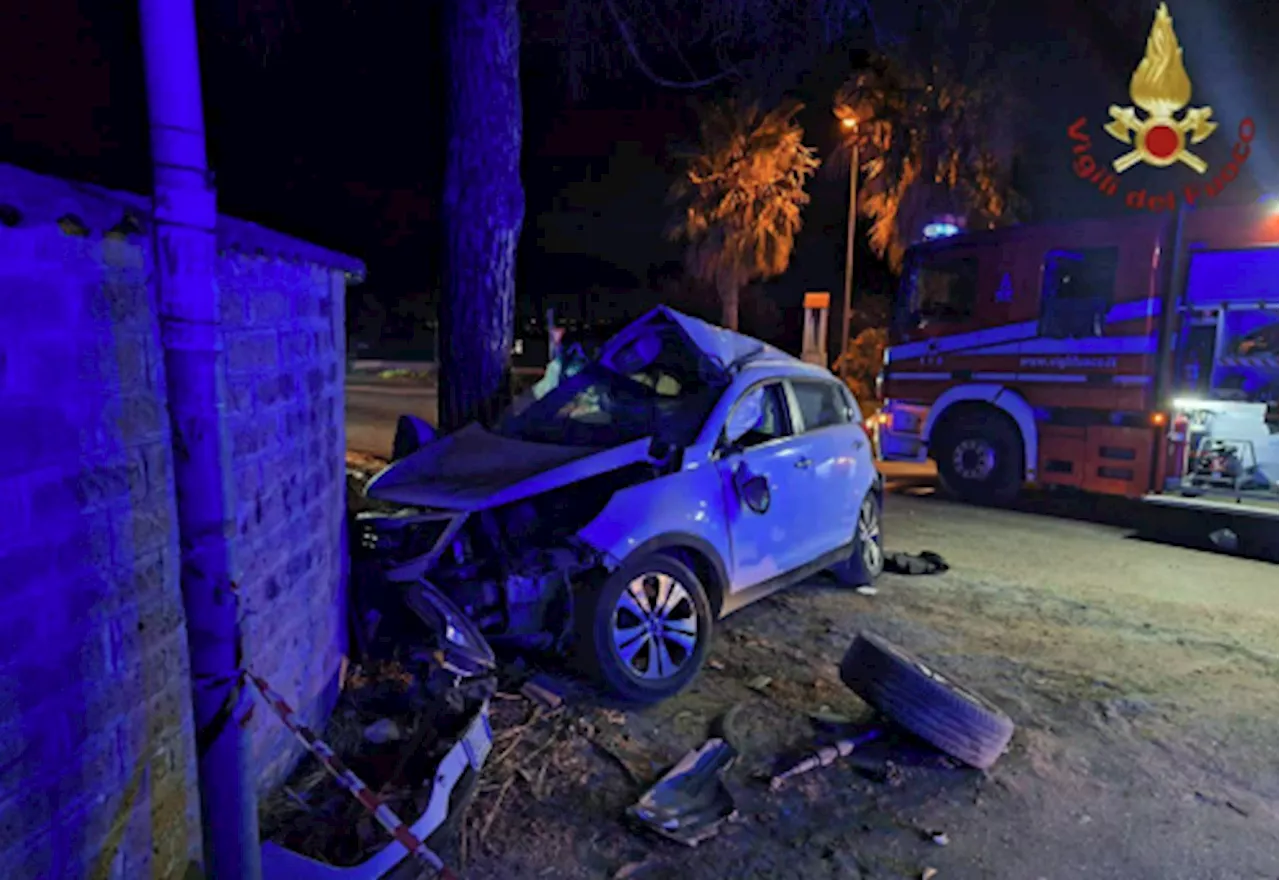 Incidente stradale a Nettuno (Roma): morta una donna incinta e il nipote di 5 anni