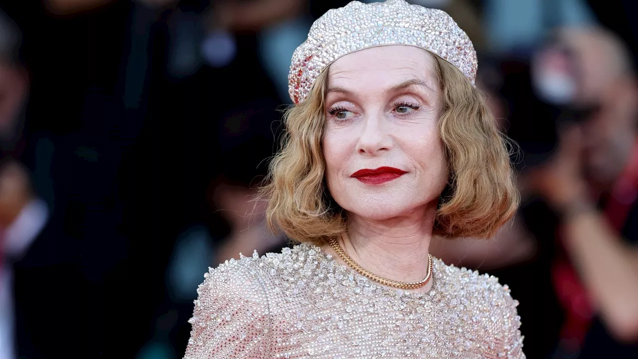 Isabelle Huppert trägt jetzt einen angesagten French-Bob – so gut steht ihr die Trendfrisur im Herbst 2024