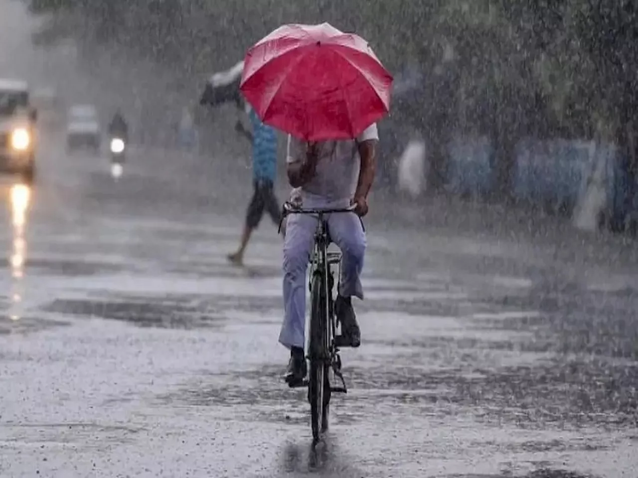 Maharashtra Weather News : गणेशोत्सवाच्या लगबगीत पावसाचं विघ्न; मुंबई, कोकणात मुसळधार, 'या' दिवशी घेणार माघार