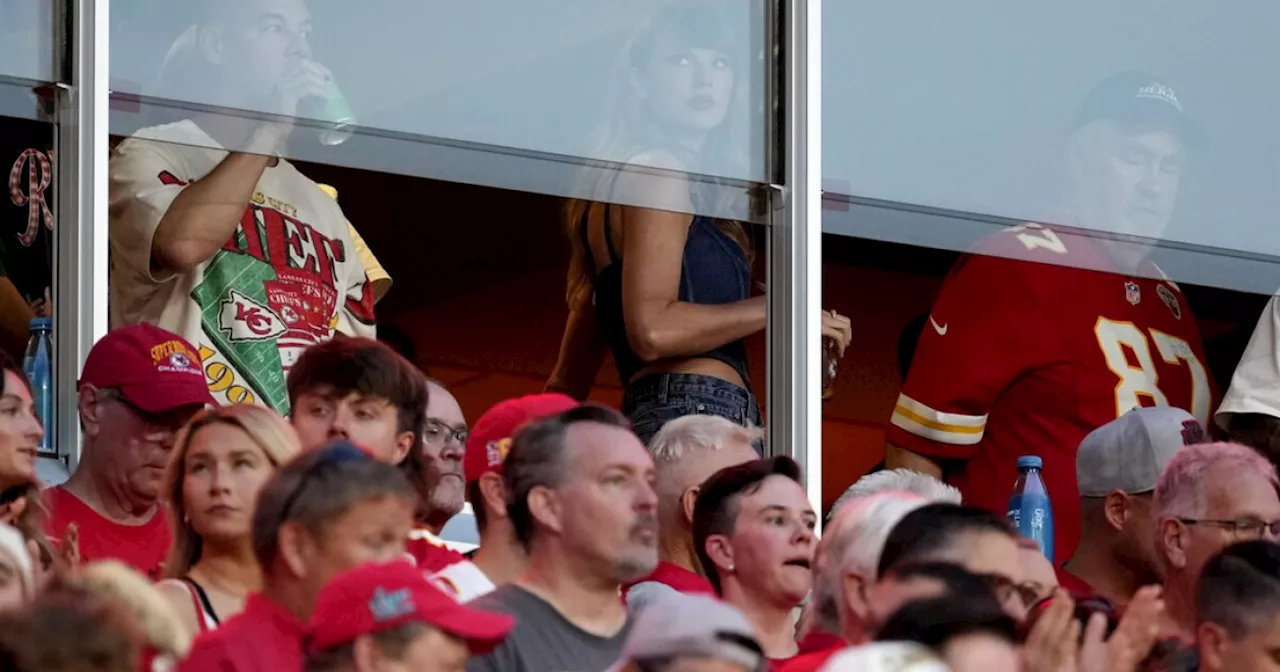 Taylor Swift touches down for another football era at Chiefs' NFL season opener