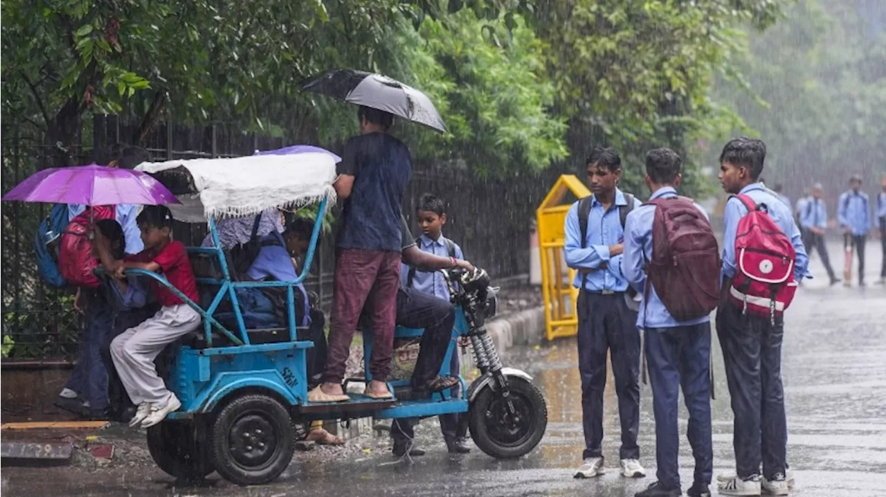 Delhi-NCR Weather: सावधान! अभी और भिगोएगा मॉनसून, दिल्ली-NCR में लगातार 3 दिन झमाझम बारिश