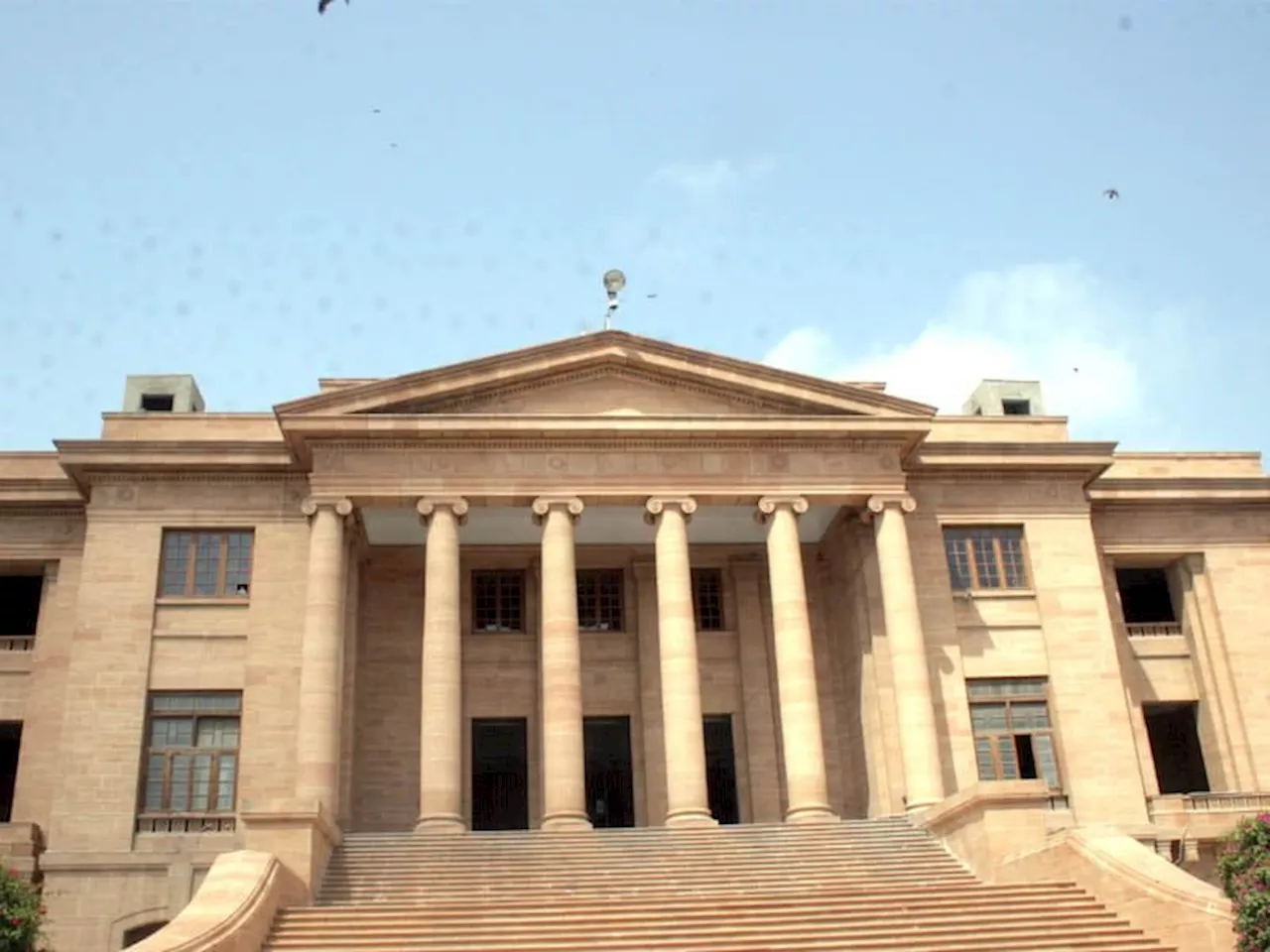 SHC bars Sindh govt for buying expensive double cabin vehicles on petition of JI MPA