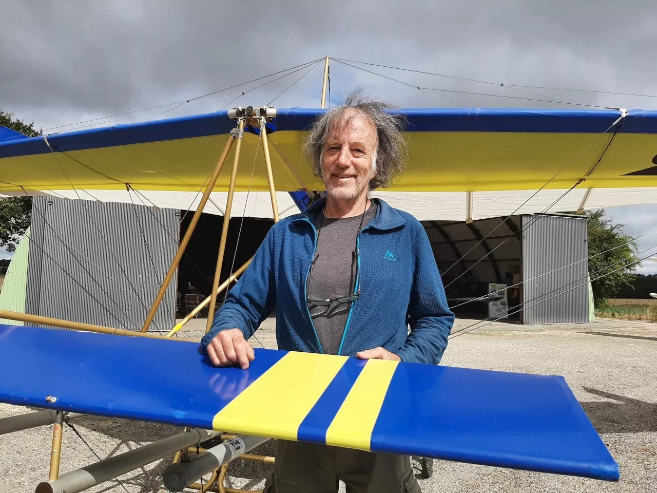 A 73 ans, ce passionné veut ouvrir un musée vivant de l'ULM dans le Perche