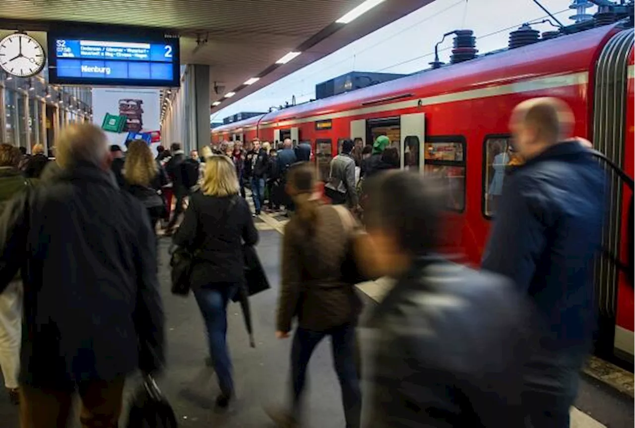 Wenn die Bahn Flughafen-Fahrgäste für ICE-Umleitungen quält