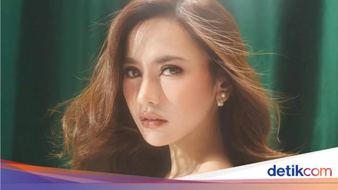 Mahalini Bikin Baper Lagi, Remake Lagu Sampai Menutup Mata