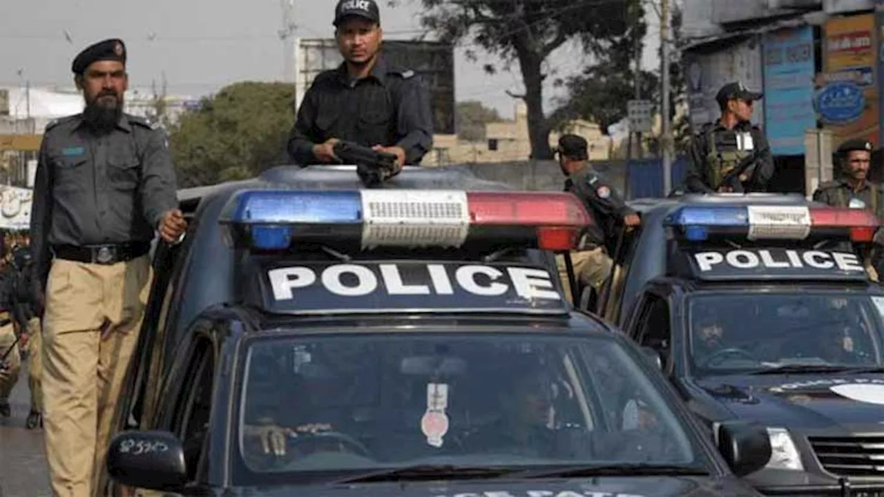 TikTok during duty: two lady constables among six suspended in Karachi