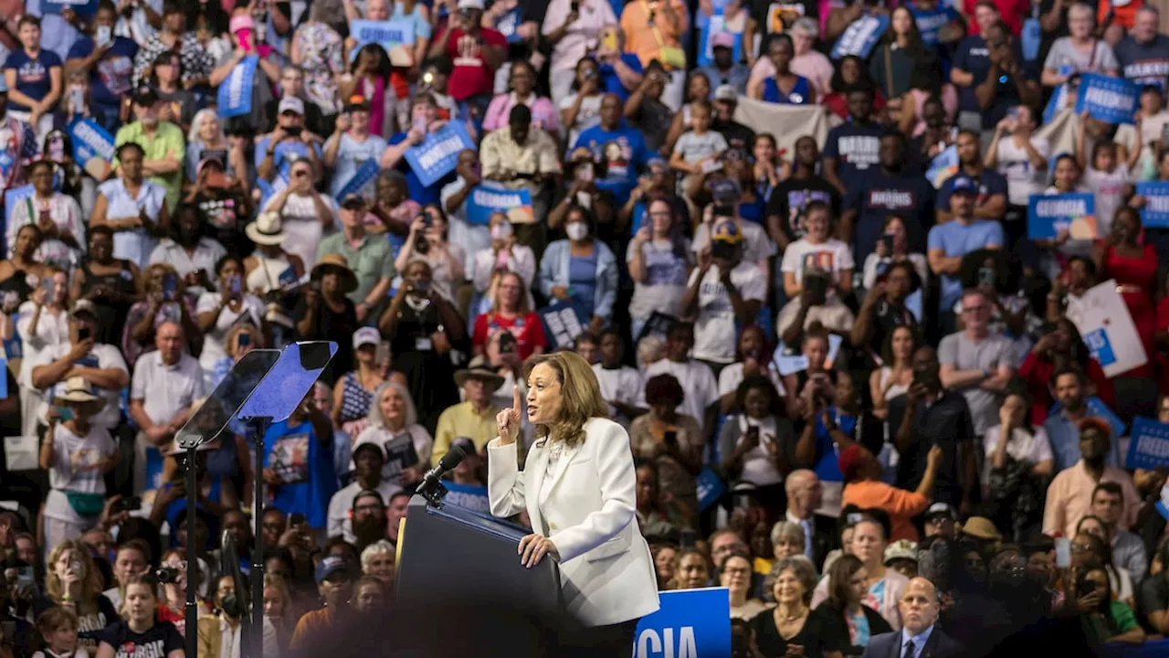 La campaña de Kamala Harris recaudó casi el triple que la de Donald Trump en agosto