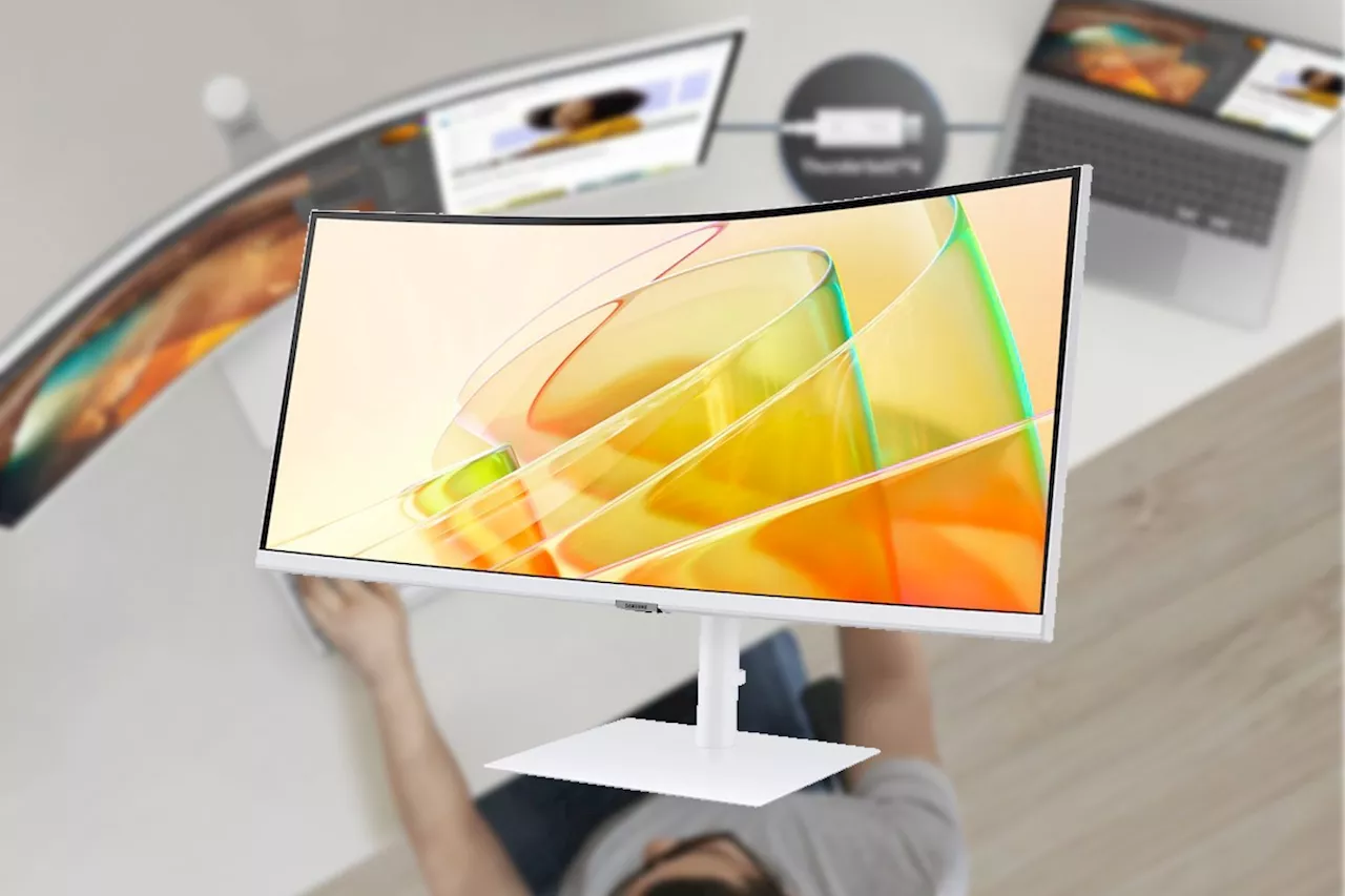 Once You Go Curved, You’ll Never Go Back. This Samsung Monitor Is $300 off