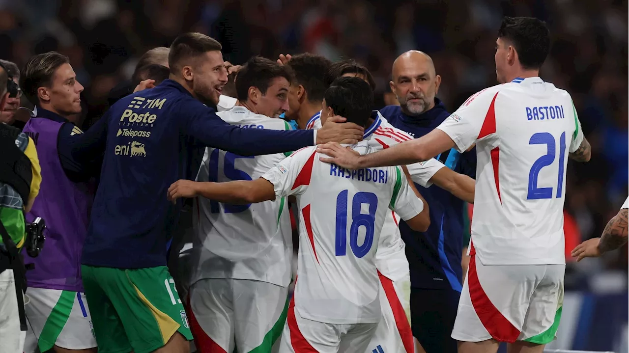 Francia-Italia 1-3, pagelle e tabellino: Dimarco, Frattesi e Raspadori firmano la grande impresa azzurra