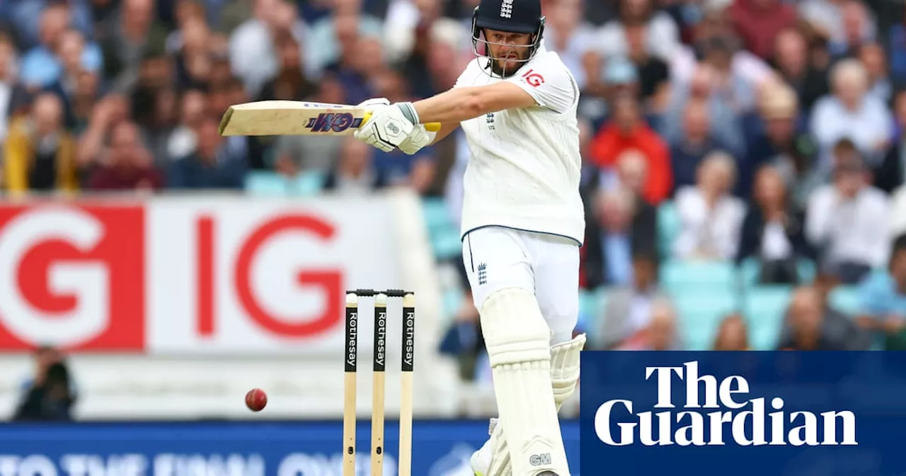 Ben Duckett dazzles as spirit animal of Bazball with flash of light amid gloom