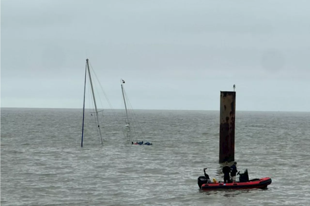 Zeilboot gezonken in Blankenberge: opvarenden brengen zichzelf in veiligheid