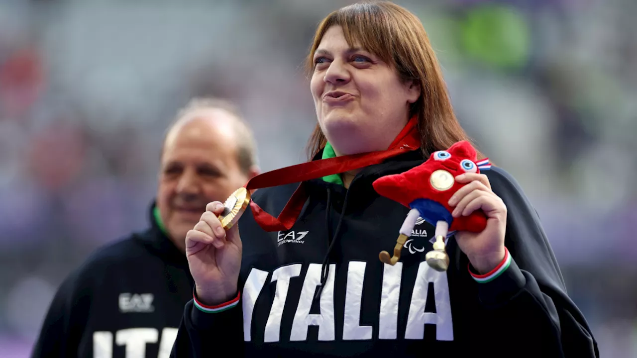 Assunta Legnante è leggenda, terzo oro nel getto del peso alle Paralimpiadi: «Vorrei fare la portabandiera»