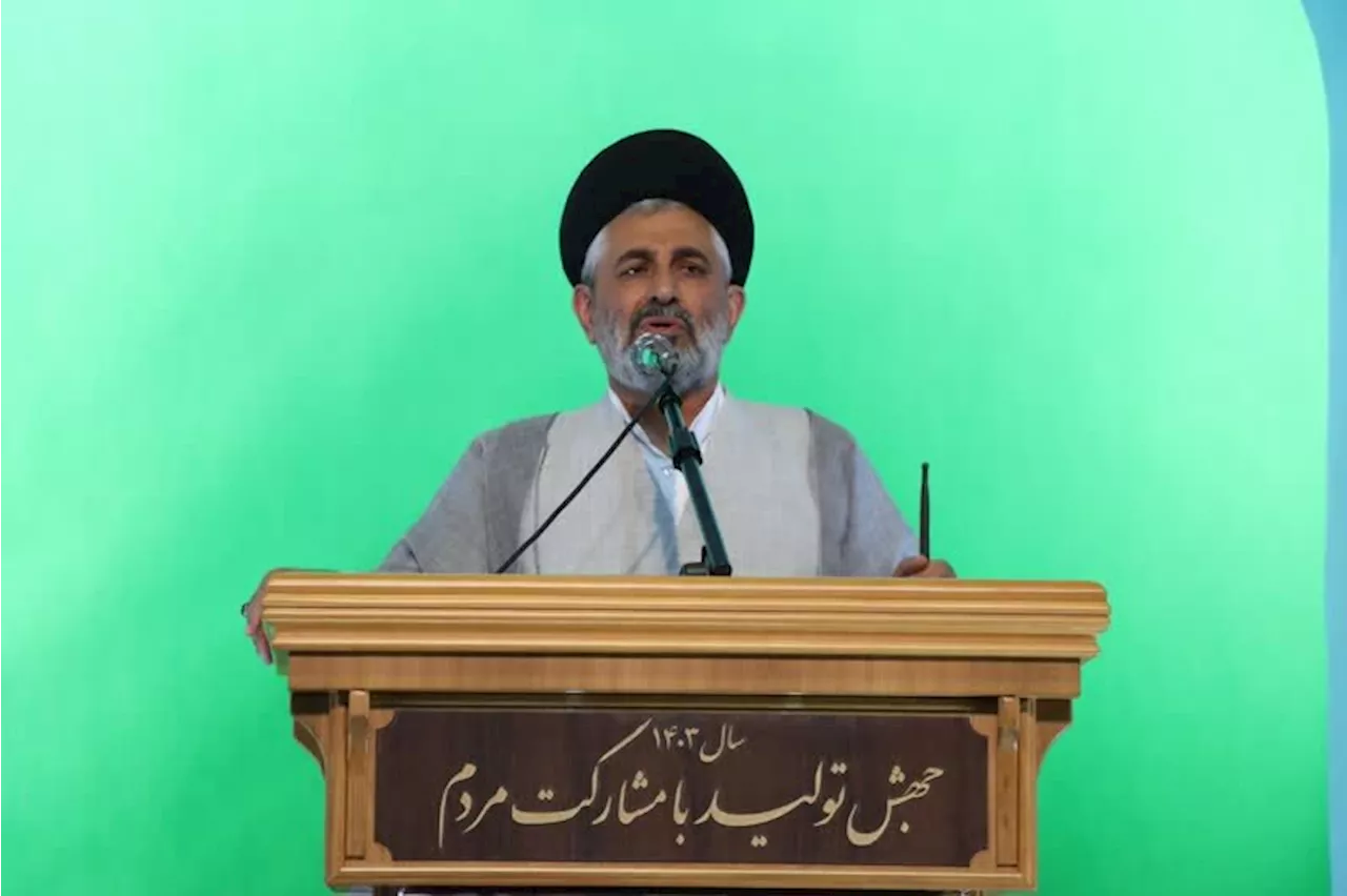 عزت جمهوری اسلامی در عرصه بین‌المللی باید حفظ شود