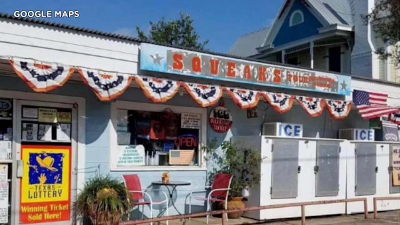 Floresville convenience store celebrates 70th anniversary, lottery luck