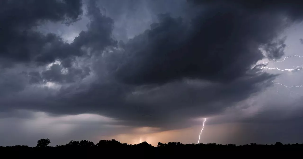 La météo de ce week-end : pluies et orages sont encore au rendez-vous