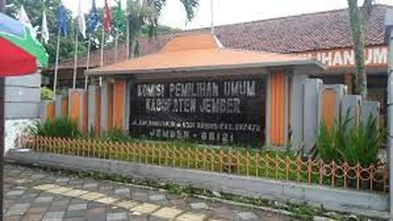 KPU Sebut Berkas Administrasi Dua Paslon Pilkada Jember 2024 Belum Lengkap, Ijazah Belum Dilegalisir