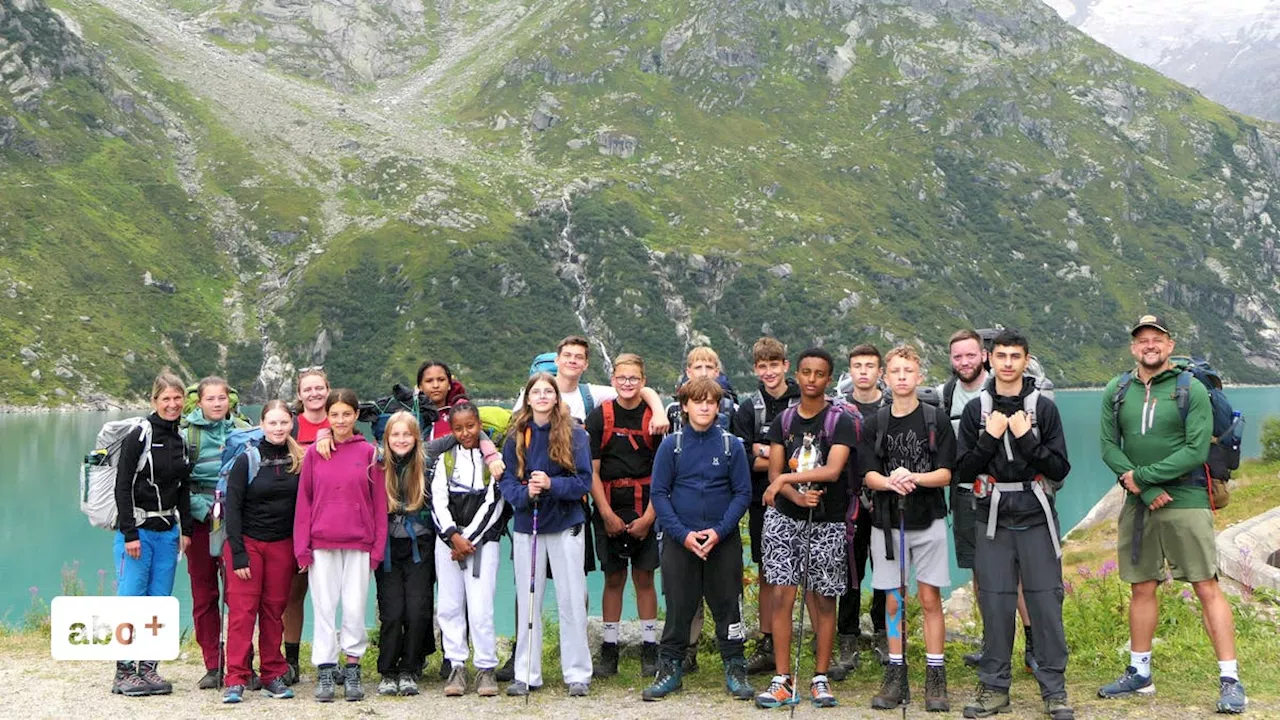 Im Zickzack Erfahrungen sammeln: Willisauer Schülerinnen und Schüler wandern über den Gotthard