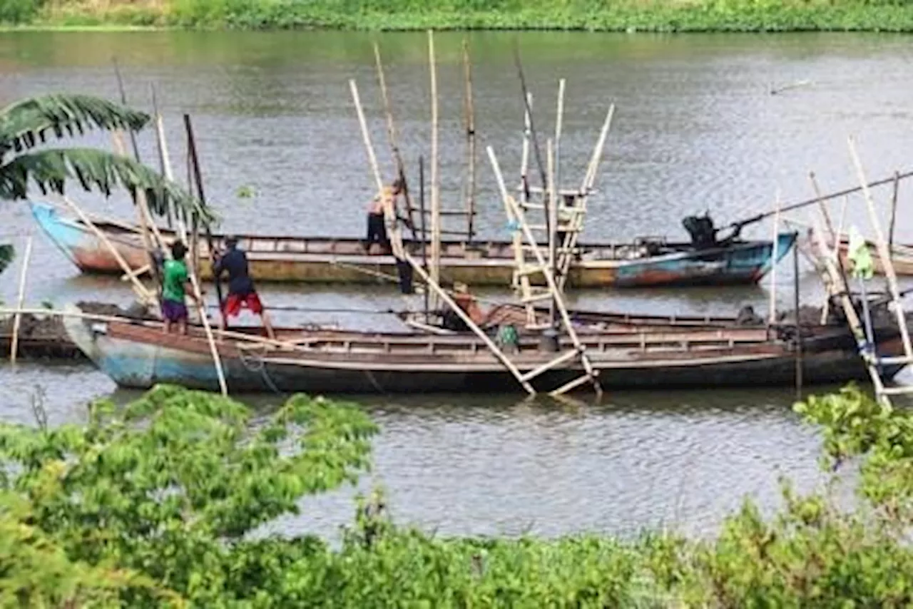 Gakkum KLHK Amankan WNA Korea Selatan dalam Kasus Penambangan Pasir Ilegal di Sulawesi Barat