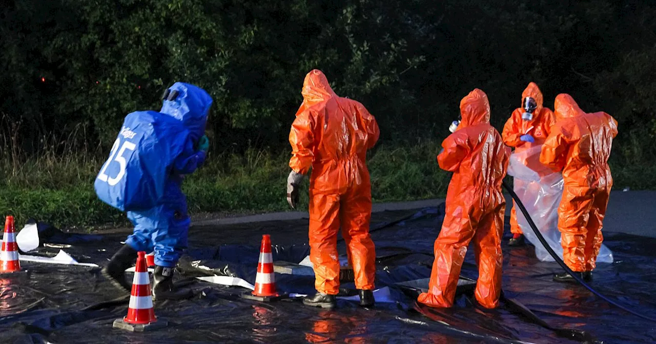 Gefahrgutunfall in Minden-Lübbecke: Gesundheitsgefährdende Chemikalie ausgetreten