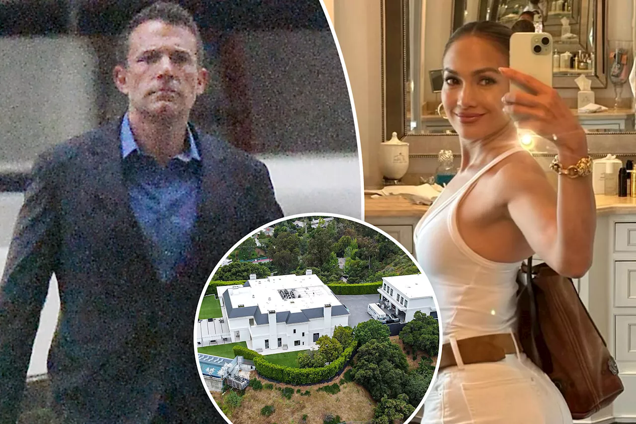 Ben Affleck 'never liked' the $68 million marital home he shared with Jennifer Lopez: report