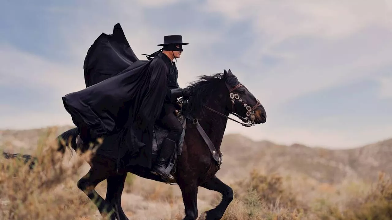 « Zorro » se réinvente avec humour et autodérision sous les traits d’un Jean Dujardin surprenant