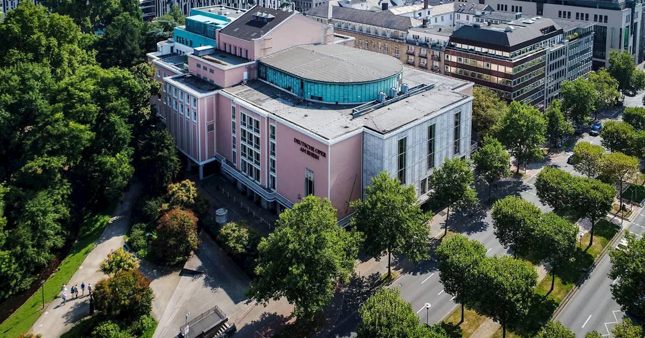 Düsseldorf: Von Frauen in den Hofgarten gelockt und ausgeraubt