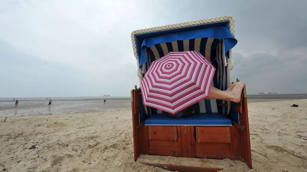 Unwetter-Alarm in Deutschland: Heißes Wochenende, aber dann schockt der Herbst mit Regen den Sommer