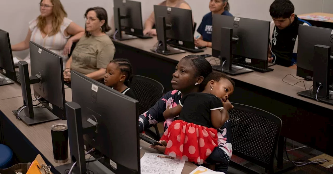 Texas Tribune event on air quality at Houston Ship Channel